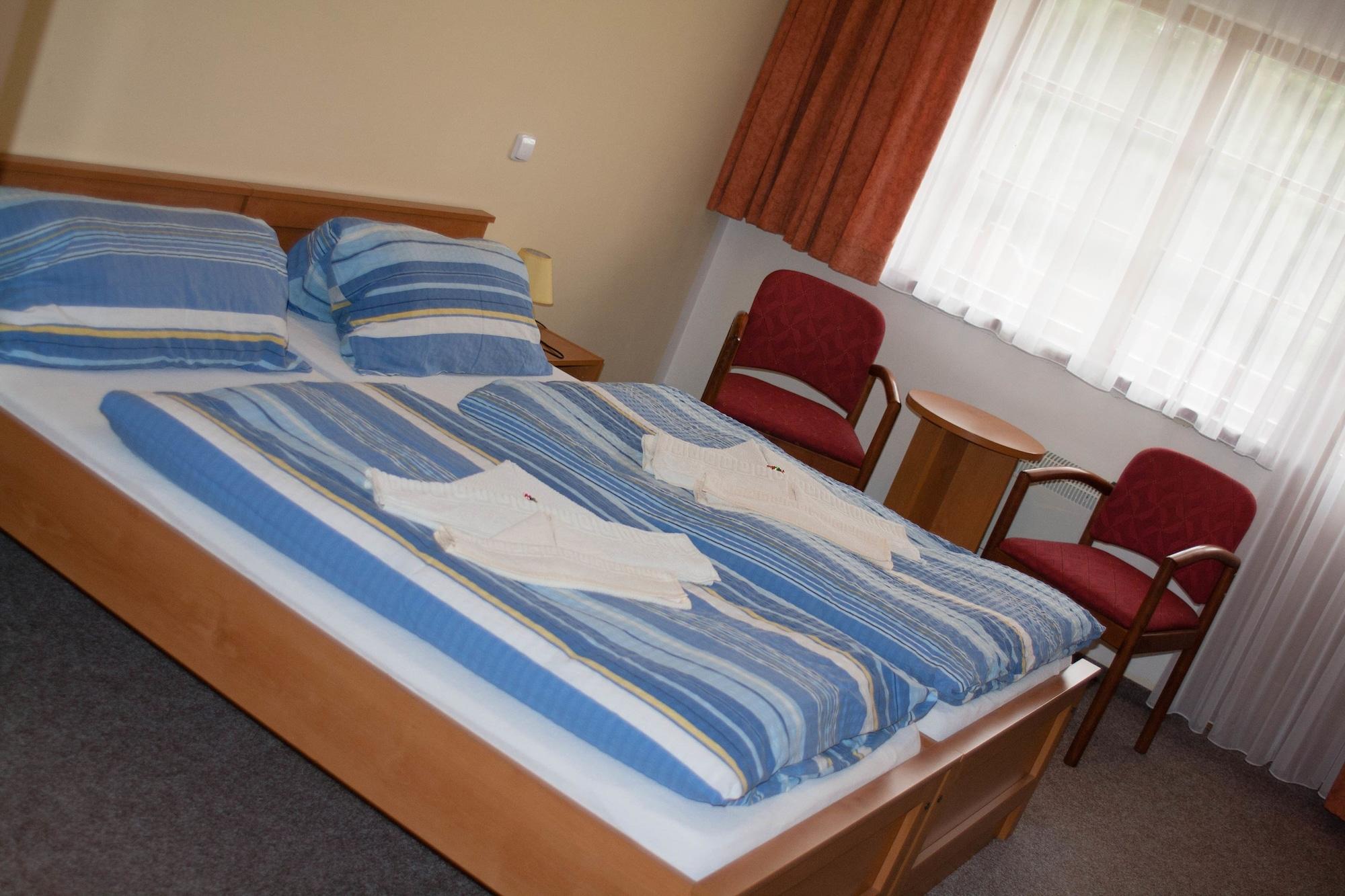 Hotel Resort Stein Хеб Екстер'єр фото